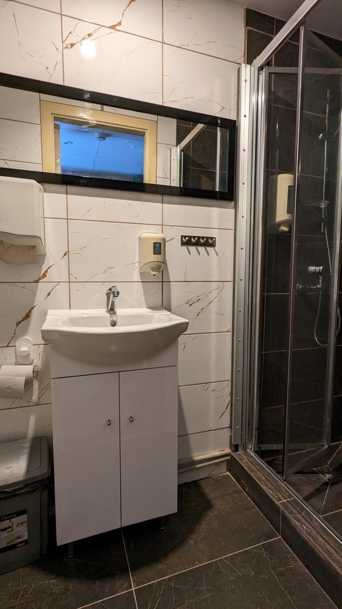 Viesu Maja "Osmany" Hotel Dvarci Eksteriør billede